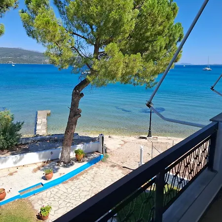 Flower Amazing Beachfront Διαμέρισμα Λευκάδα
